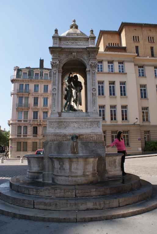 Gite L'Outarde Lyon Kültér fotó